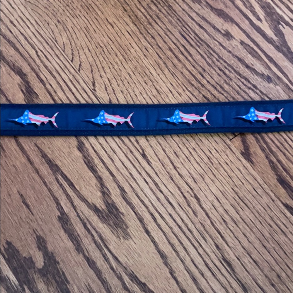 Vineyard Vines sword fish flag belt